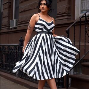 EUC Pinup Girl Mark Stripe Amalie sz. Medium